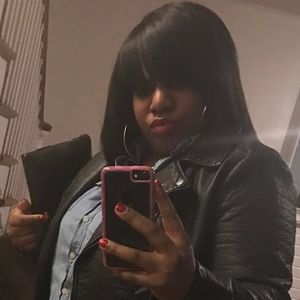 Meet your Posher, Akilah